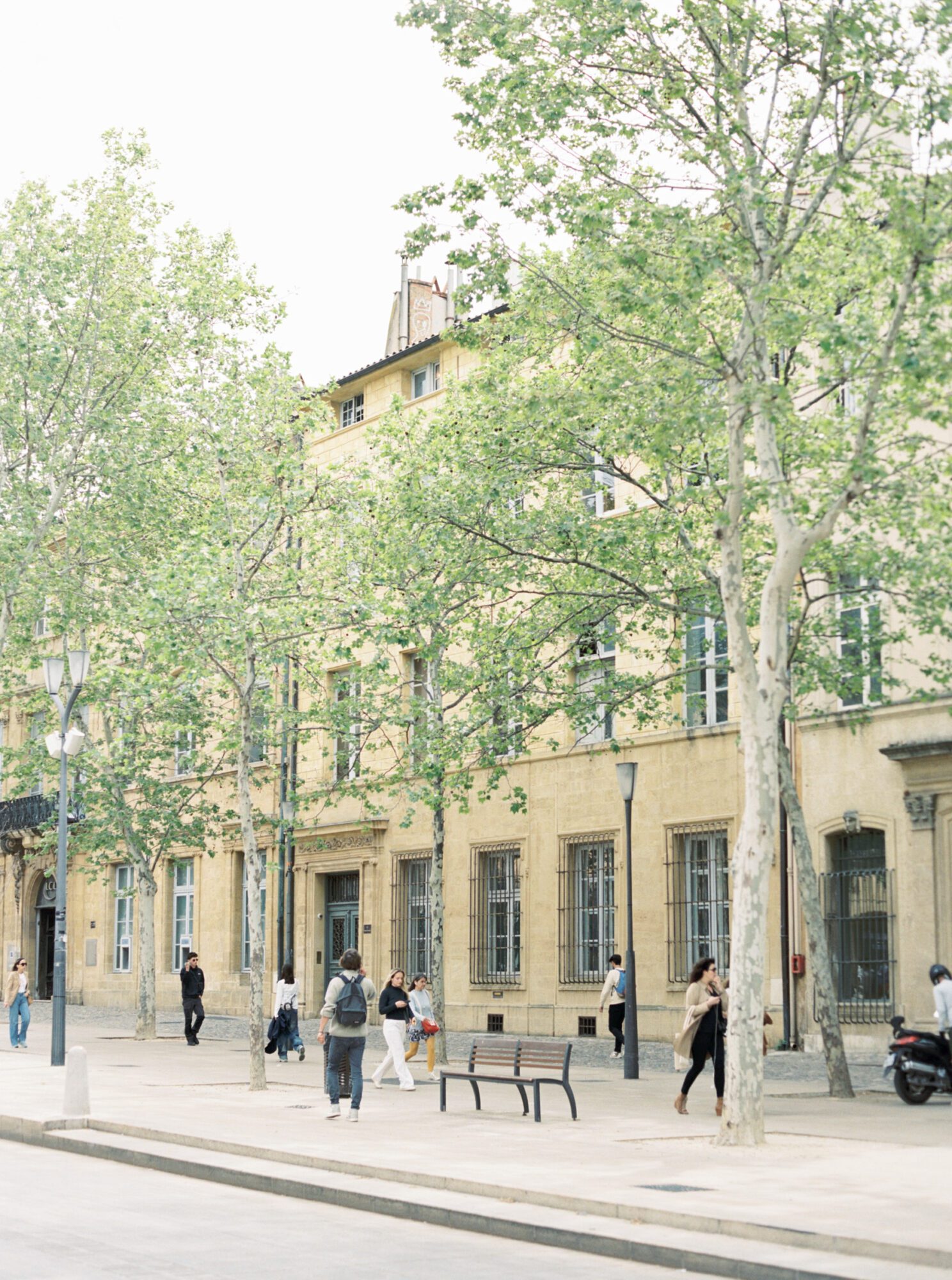 Morning in Aix-en-Provence, Provence photographer, Provence wedding, Provence wedding photographer, Provence film photographer, visiting provence, visiting Aix-en-Provence