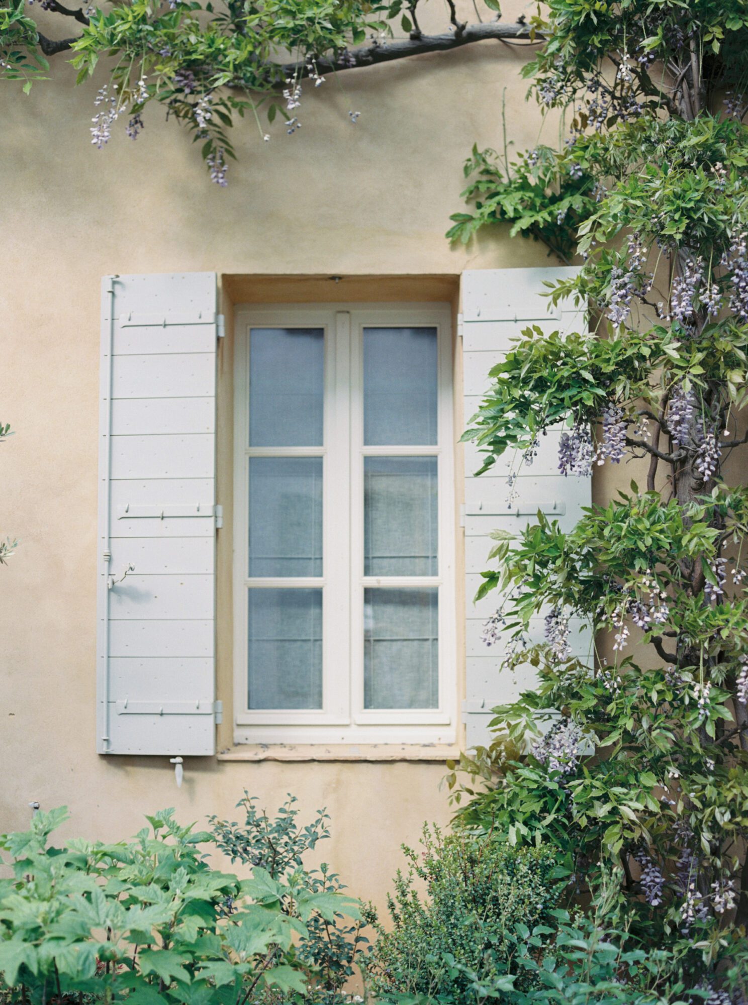 Provence Couples Session, Chateau de la Gaude Wedding, Provence Wedding Photographer, DeFrance Productions Wedding, Provence Wedding, Aix-en-Provence Wedding, Provence Engagement Session